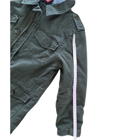 Arizona Jean Company Green cargo Jacket zipper and buttons to close - Picture 6 of 9